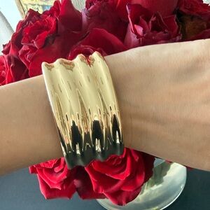 Chunky Gold Ribbed Cuff Bracelet - Polished Metallic